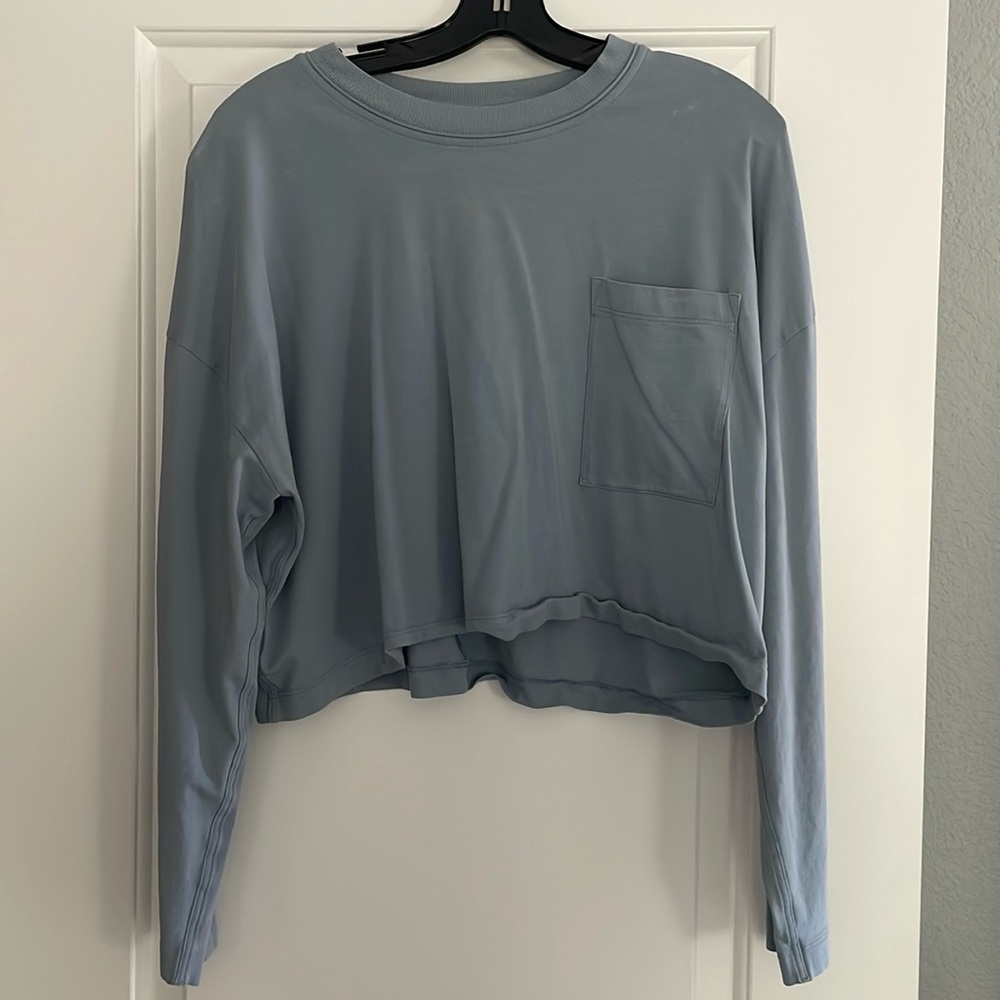 Lululemon cropped all yours pocket tee